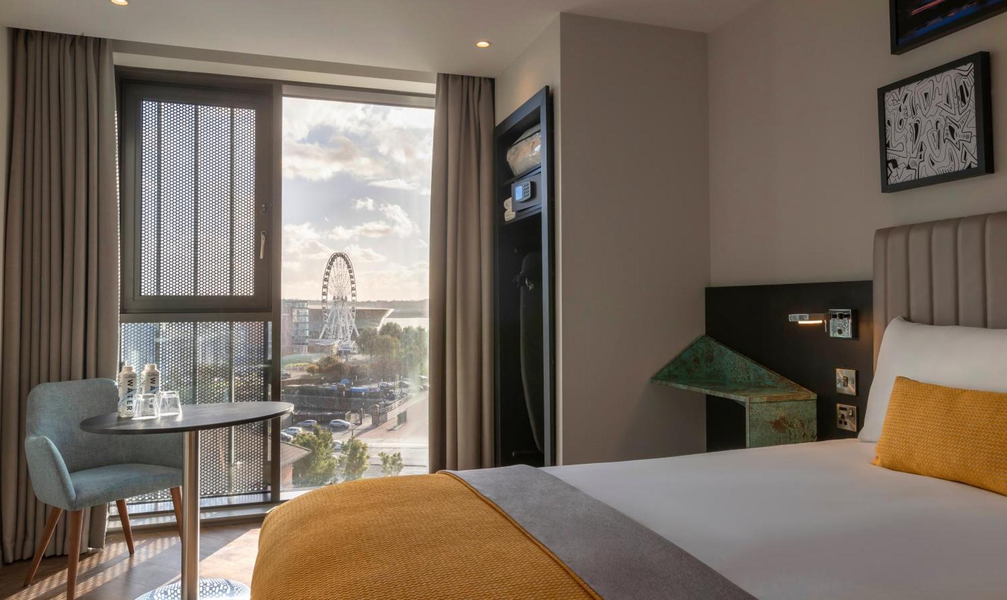 Maldron Hotel Liverpool City Centre Esterno foto